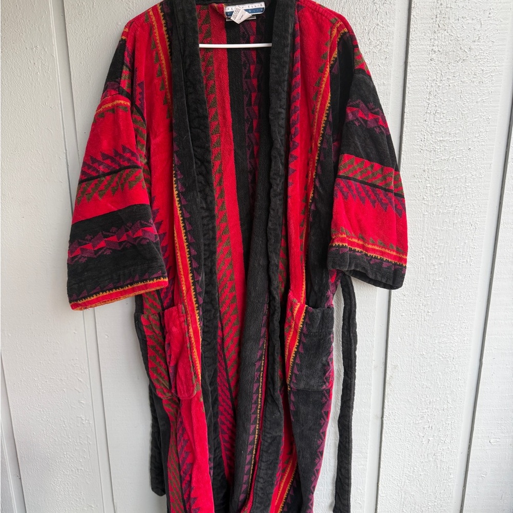 Perry Ellis Portfolio Southwestern Aztec pattern robe One Size belted